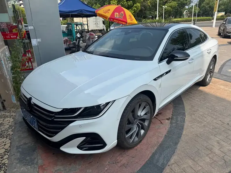 Volkswagen CC, 2024