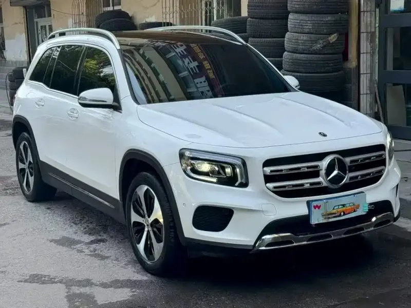 Mercedes-Benz GLB, 2023