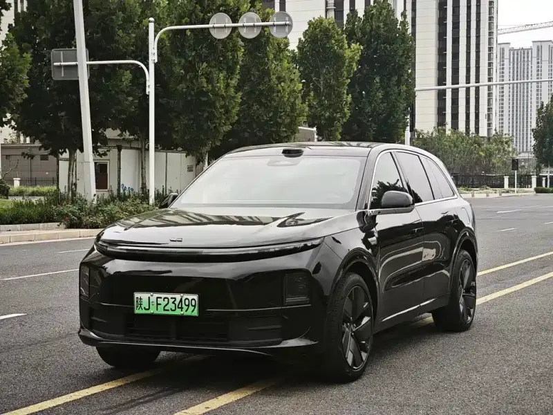 Li Auto Li L6, 2025
