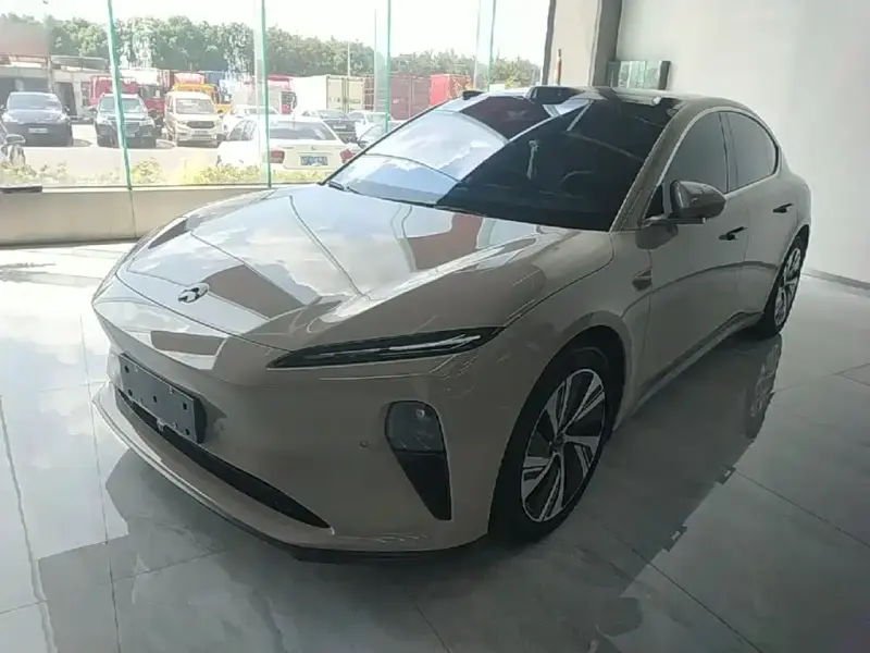 NIO ET5, 2024