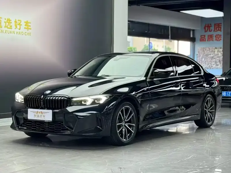 BMW 3 Series, 2023