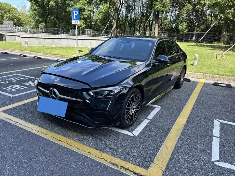 Mercedes-Benz C-Class, 2024