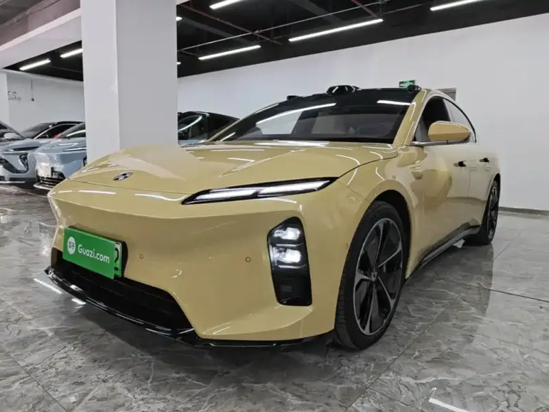 NIO ET5, 2025