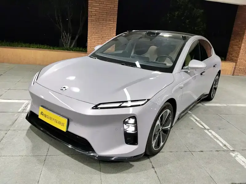 NIO ET5, 2025
