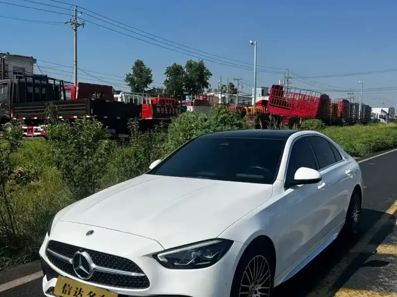 Mercedes-Benz C-Class, 2023