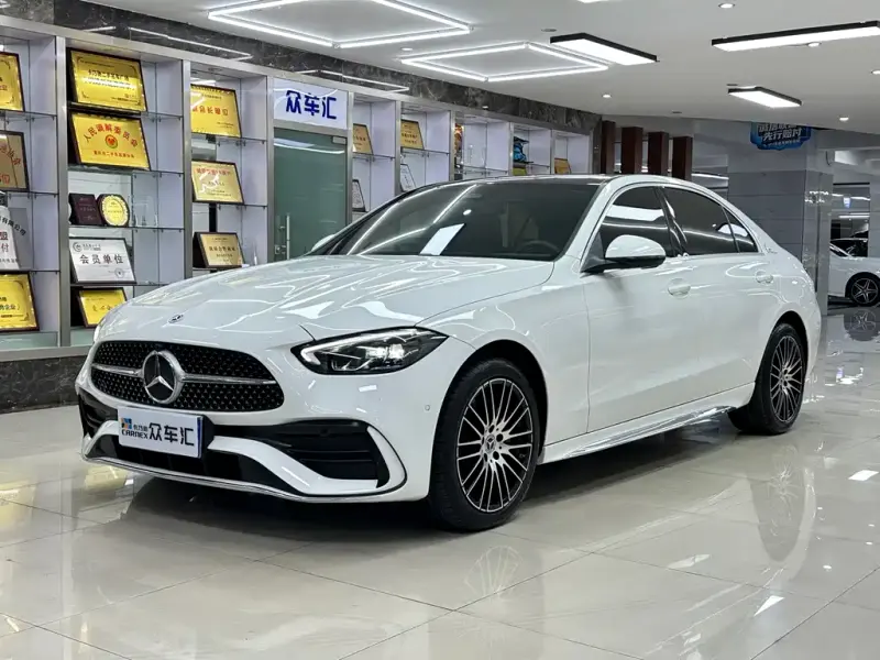 Mercedes-Benz C-Class, 2024