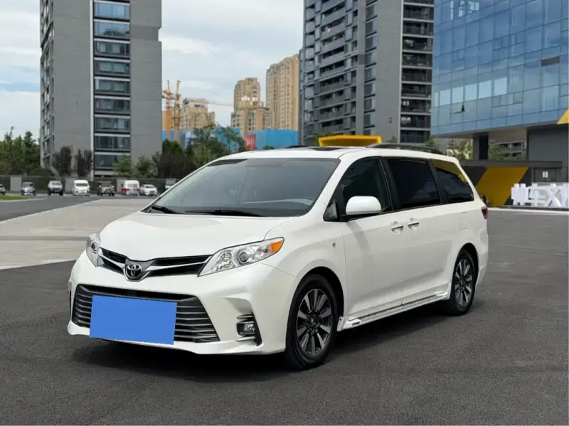Toyota Sienna, 2019