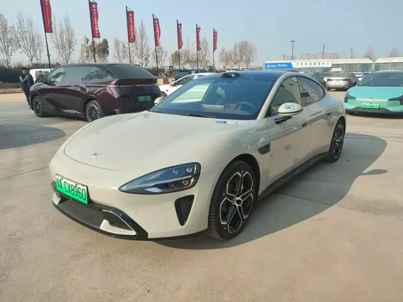 Xiaomi SU7, 2025