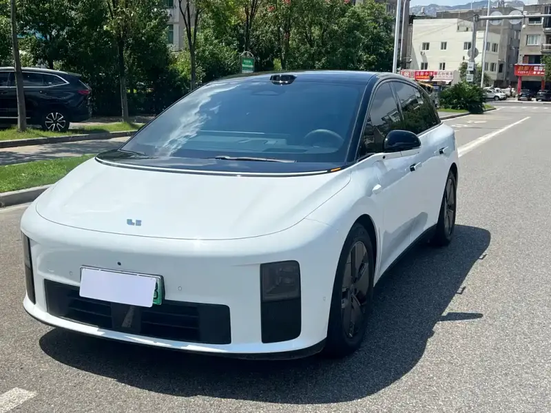 Li Auto Li i6, 2026