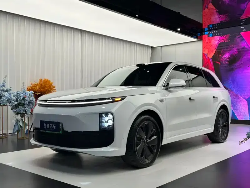 Li Auto Li L6, 2025