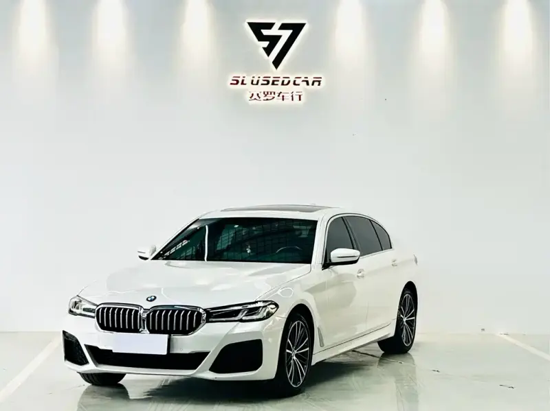 BMW 5 Series, 2022