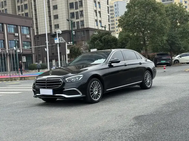 Mercedes-Benz E-Class, 2023