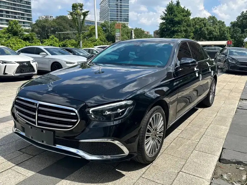 Mercedes-Benz E-Class, 2023