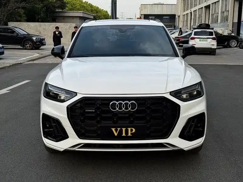 Audi Q5L, 2024