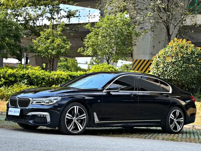 BMW 7 Series, 2019