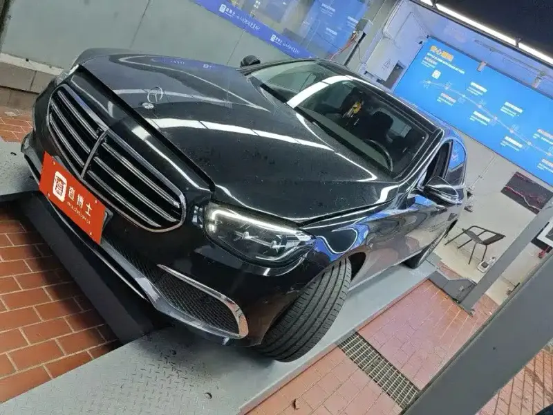 Mercedes-Benz E-Class, 2022