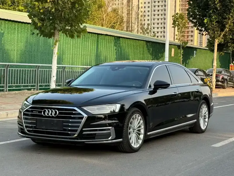 Audi A8, 2021