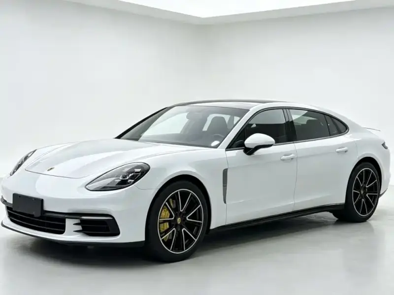 Porsche Panamera, 2018