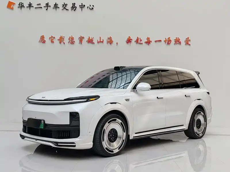 Li Auto Li L9, 2025