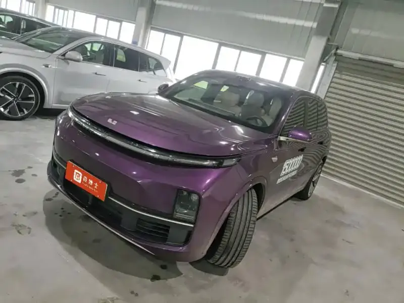 Li Auto Li L9, 2025