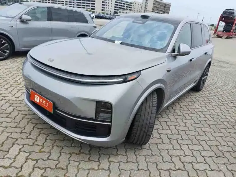 Li Auto Li L9, 2025