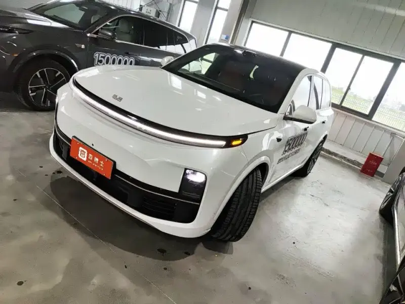 Li Auto Li L9, 2025