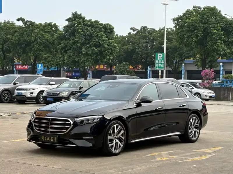 Mercedes-Benz E-Class, 2026
