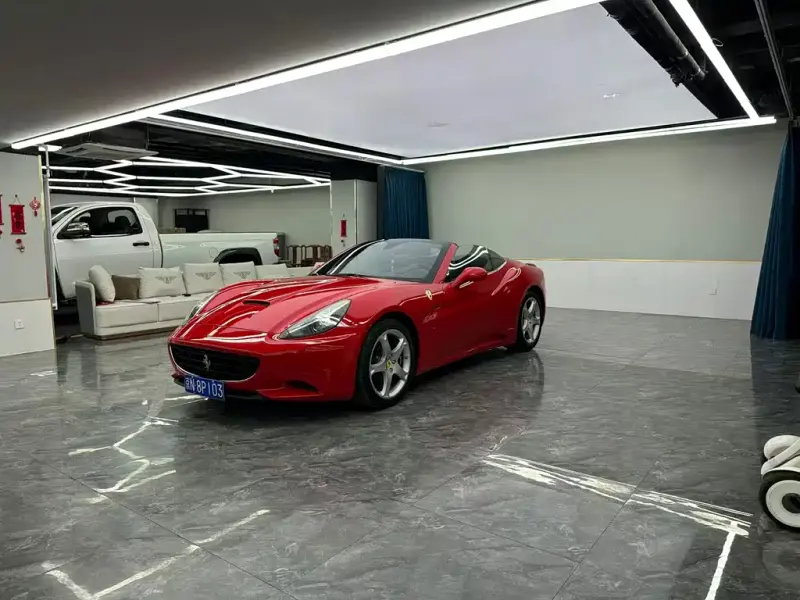 Ferrari California T, 2010