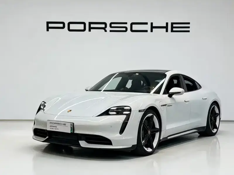 Porsche Taycan, 2020