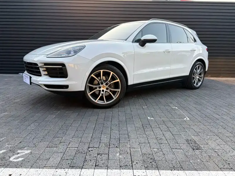 Porsche Cayenne, 2022