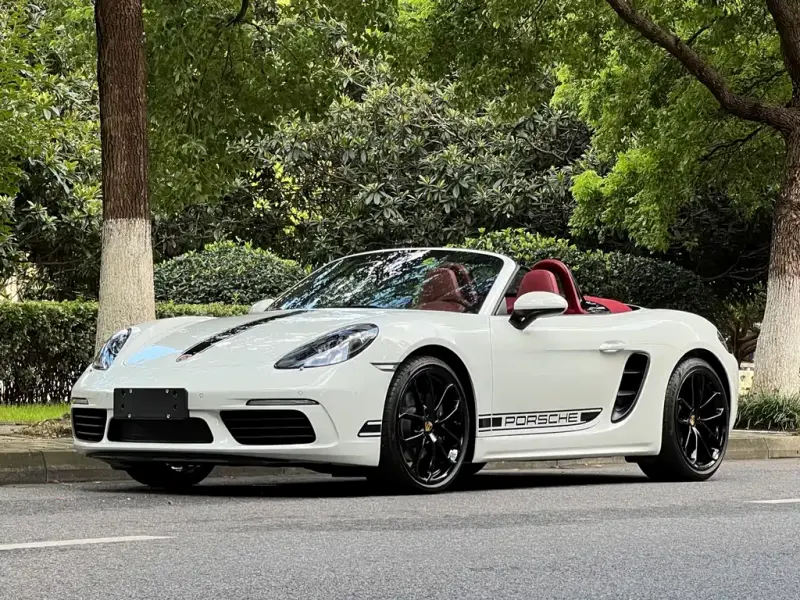 Porsche 718, 2024