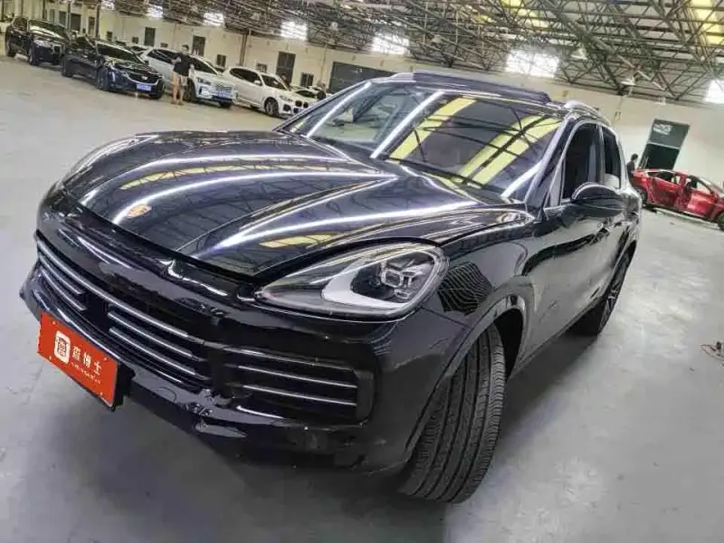 Porsche Cayenne, 2022