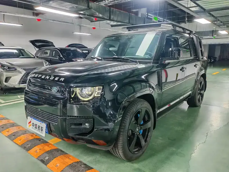 Land Rover Defender, 2023