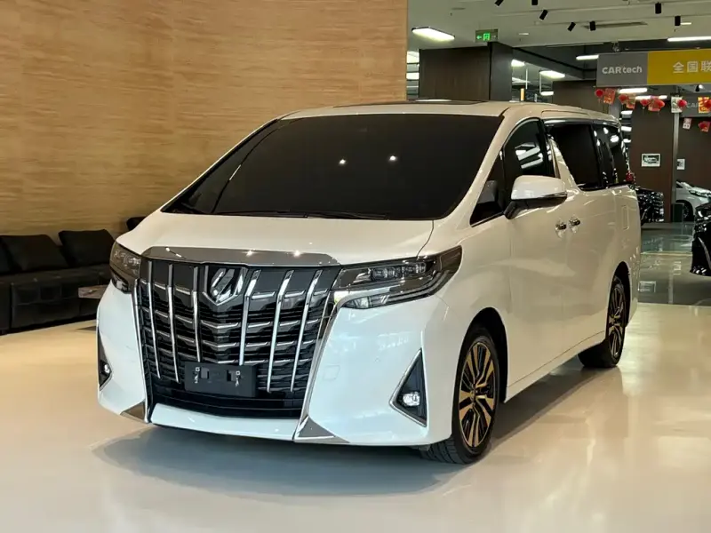 Toyota Alphard, 2022