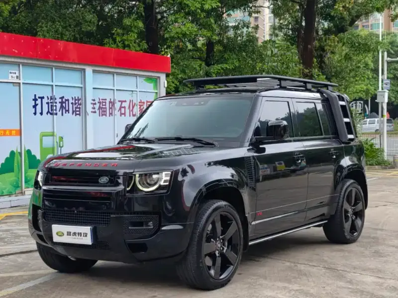 Land Rover Defender, 2023