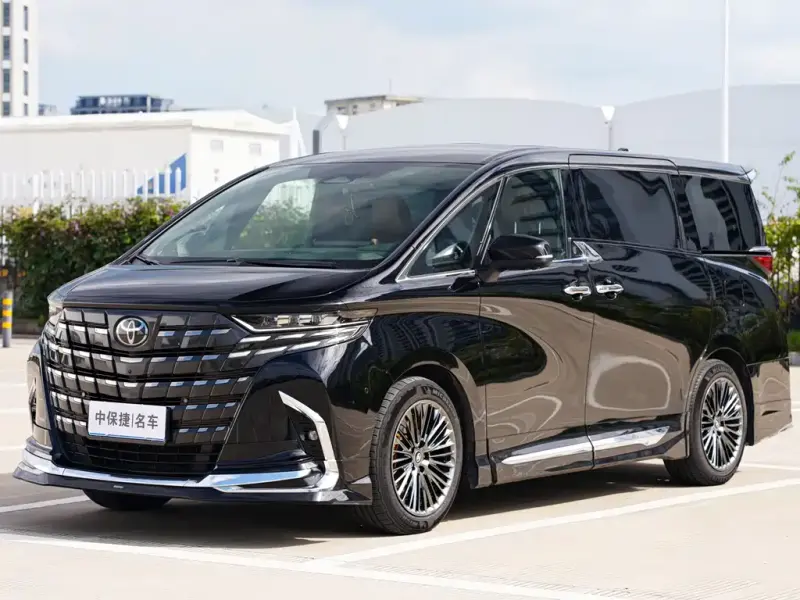 Toyota Alphard, 2024