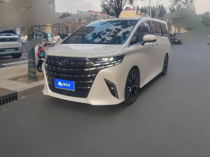 Toyota Alphard, 2024