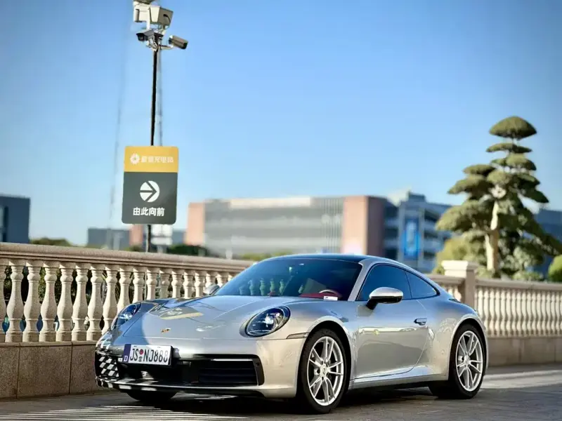Porsche 911, 2022