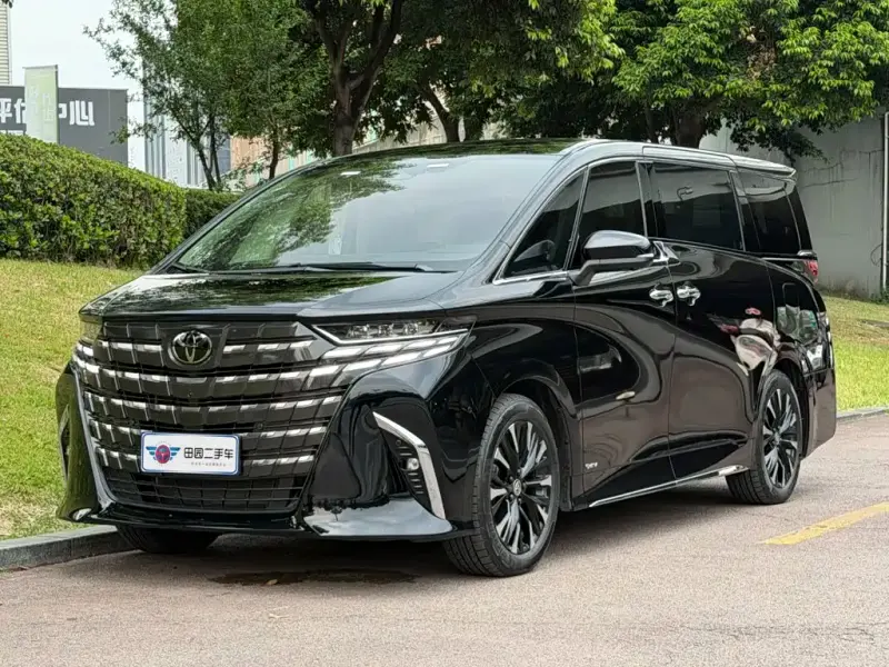 Toyota Alphard, 2026