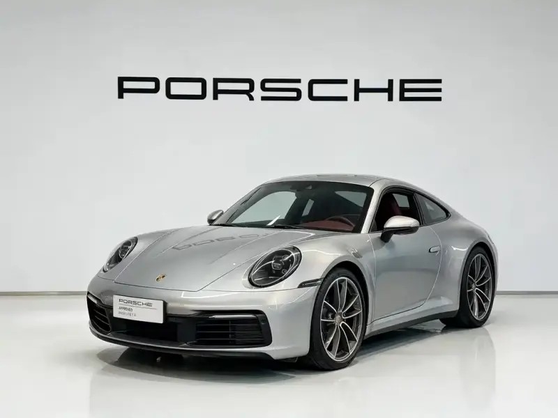 Porsche 911, 2024