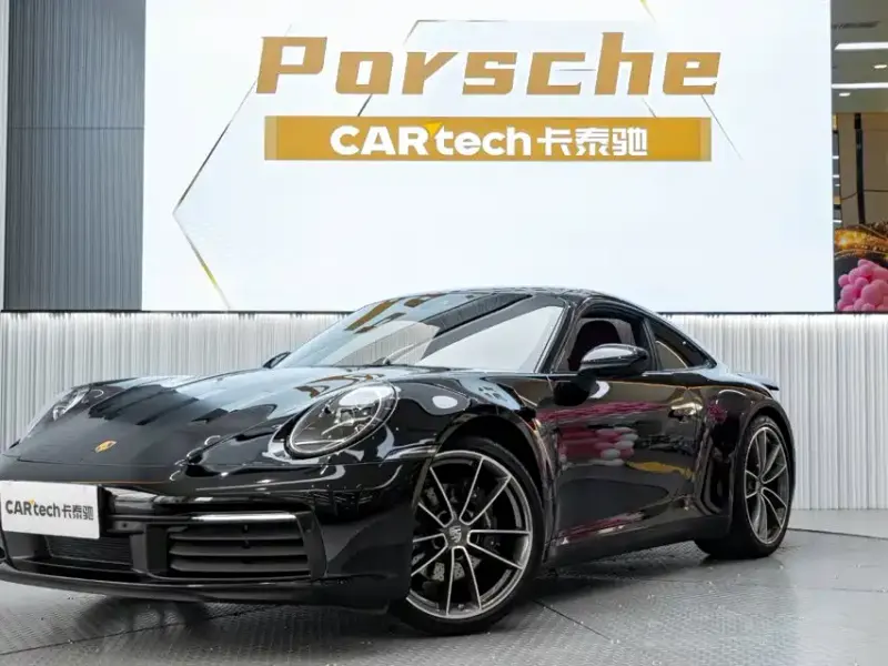 Porsche 911, 2025