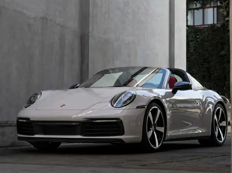 Porsche 911, 2021