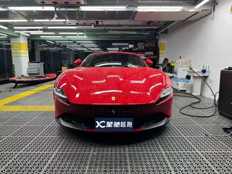 Ferrari Roma, 2021