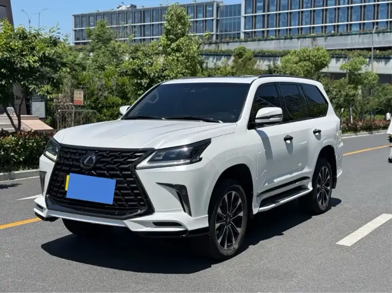 Lexus LX, 2023