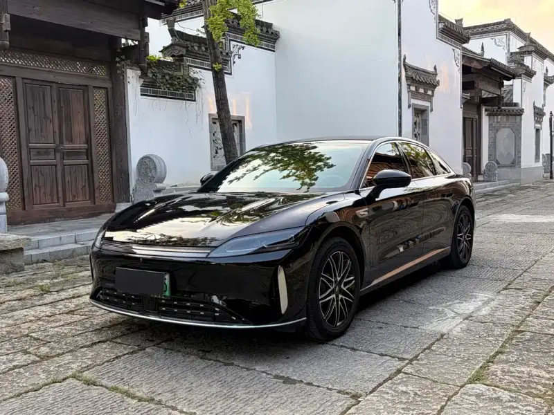 Fulwin Fengyun A9L Chery Fengyun A9L 2025 260 Long Range Premium Edition, 2025 — фото 1