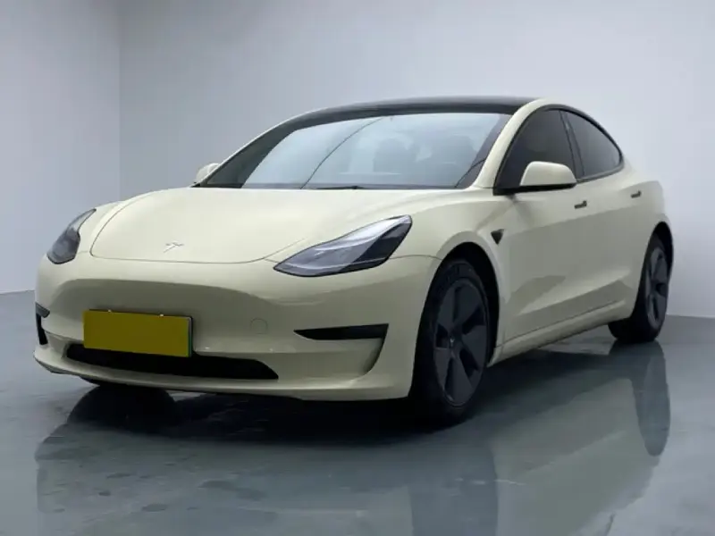 Tesla Model 3, 2021