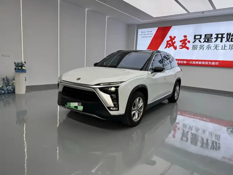 NIO ES8, 2022
