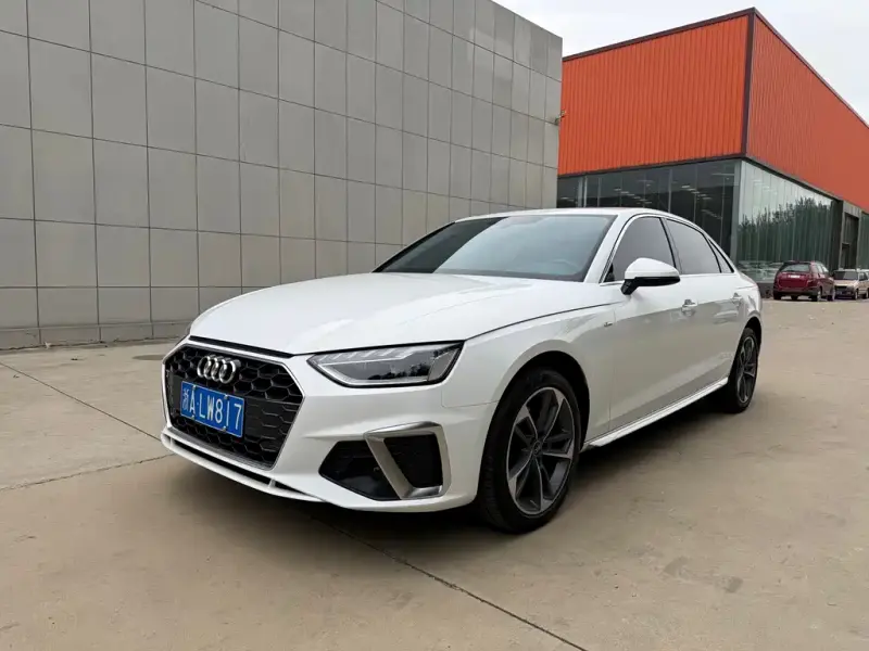 Audi A4L, 2025