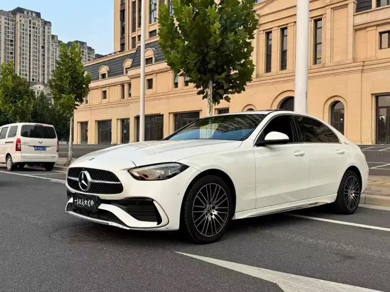 Mercedes-Benz C-Class, 2024