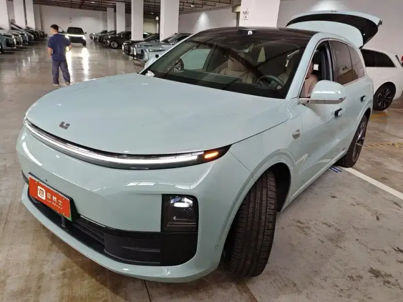 Li Auto Li L6, 2025
